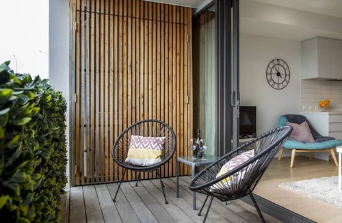 Grey Lynn Apartment | Solara by Homello | Spacious, Peaceful, Steps to Ponsonby Road