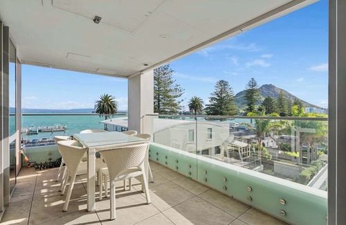 Mount Maunganui Apartment | The Penthouse Pad