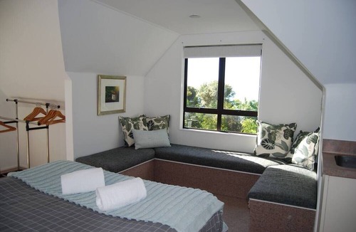 Parapara House | Seaview Cottage, Golden Bay Lodge