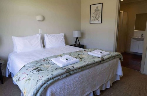 Pitone Apartment | Bay View Terrace Studio 3