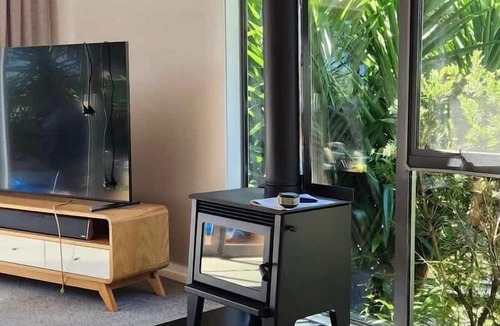 Linkwater House | Koraha - Queen Charlotte Sound Holiday Home