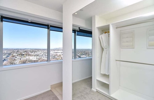 Christchurch City Centre Apartment | Pacific Horizon - Luxury Sky Suite 19th Floor City Views