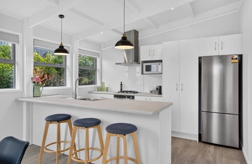 Langs Beach House | Blue Moon Coastal Escape