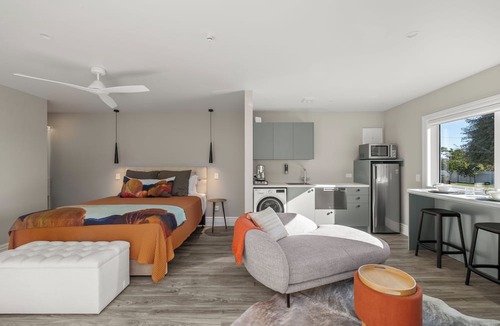 Richmond Cottage | Hill Street Haven | Private Luxury Couples Retreat