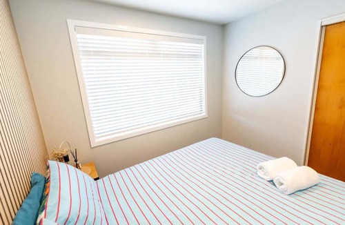 Kaikoura Resort | Creekside | Mountain View | Family Home - KK7219D