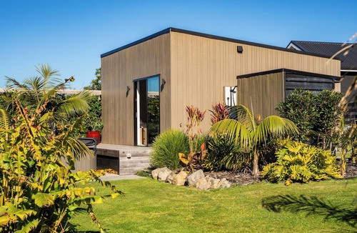 Mangawhai House | Tropical Hideaway - Mangawhai Retreat