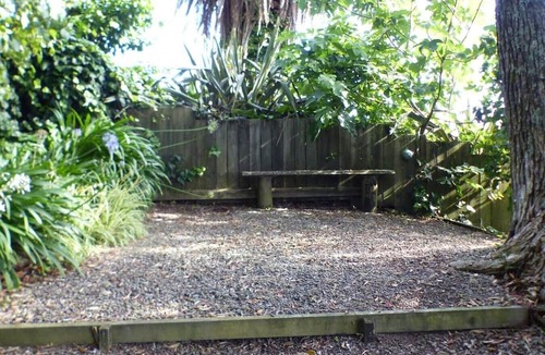 Waiotahi House | Pohutukawa Rise -Coastal Holiday Home