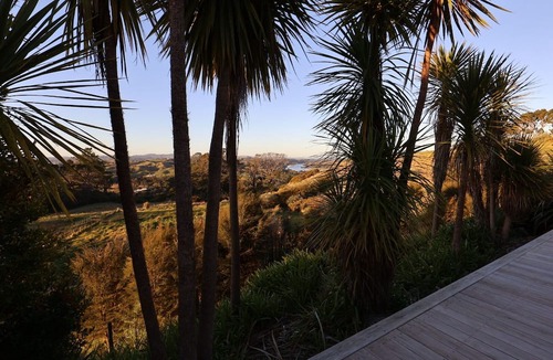 Onewhero Cabin | Rural Escape — Waikato River & Valley Views