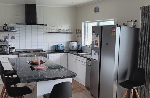 Pataua House | Relax, Coastal and Warm-Top Deck Beach House
