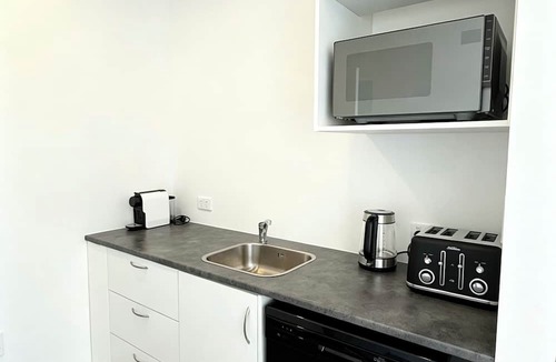 Timaru House | Prime Spot Stay - Entire guest suite