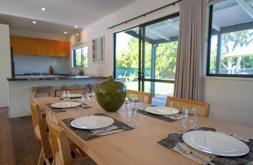 Matakana House | Torea Poolside Retreat – Family Summer Living in Matakana