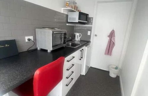 Riverton Apartment | Mitchell's Bay BnB