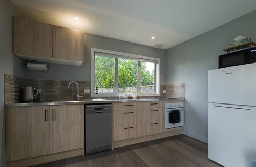 Napier House | Beachside Bliss - Two Bedroom Apartment
