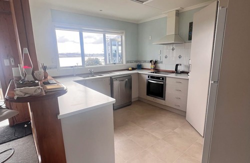 Mangonui House | Harbourview Cutie