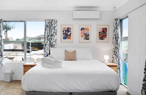 Narrow Neck Apartment | Seaside Escape is close to the beach