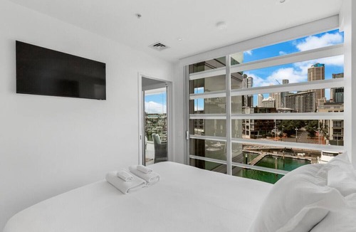 Auckland Central Business District Apartment | QV Stays Viaduct Sub Penthouse