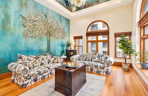 Wellington Apartment | The Bird's Nest | 2BR Loft | Lambton Quay