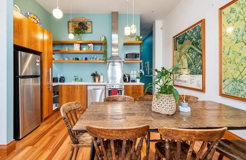 Wellington Apartment | The Bird's Nest | 2BR Loft | Lambton Quay