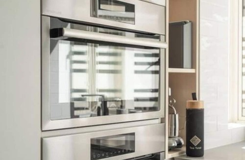 Parnell Apartment | Chic Parnell Townhouse|by Furnished Rentals