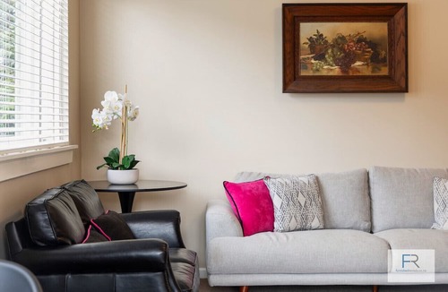 Mount Eden Apartment | Spacious Mt Eden Apartment|by Furnished Rentals