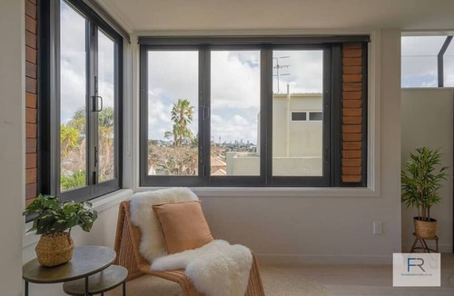Orakei Apartment | Gorgeous Orakei Home by Furnished Rentals