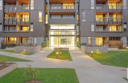 Onehunga Apartment | Beautiful Garden Apartment| by Furnished Rentals