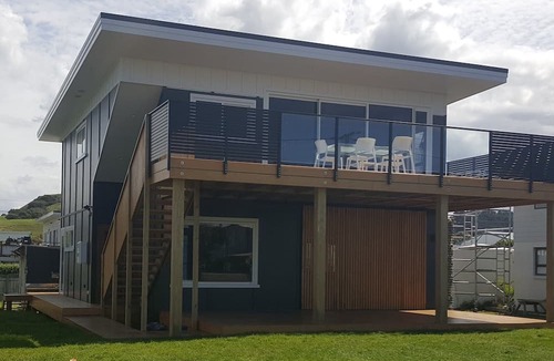 Pataua North House | Cool & Funky Bach just one back from the beach at Pataua North