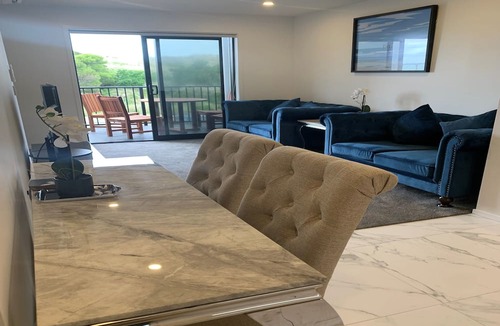 New Brighton House | Beachfront Haven New