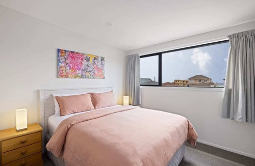 Mount Maunganui Apartment | Seaside Serenity at Bask Retreats