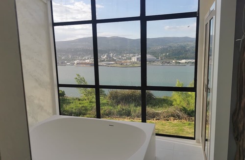 Dunedin House | The spectacular harbour view