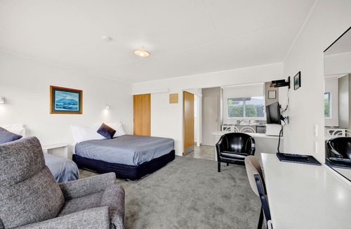 Hawera Apartment | Avon Motel