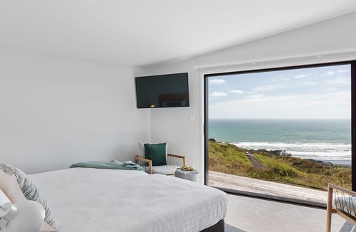 Lake Puketi Apartment | Castaways Resort