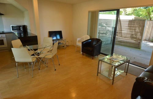 Christchurch Apartment | Beachlife Apartments