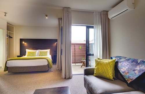 Petone Apartment | Ava Lodge