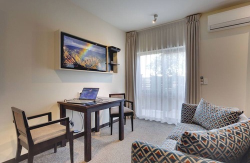 Petone Apartment | Ava Lodge