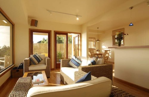 Britannia Heights Apartment | The Wheelhouse Inn