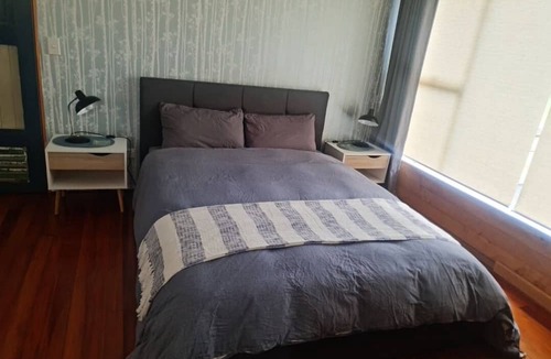 Tamahere Apartment | Spacious studio w/pool table- 1 queen and 1 sofa bed, close to attractions