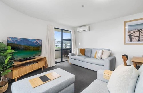Mount Maunganui Apartment | Beachviews at Oceanside