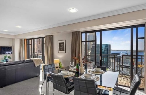 Auckland Central Business District Apartment | Views @ Metropolis - Free Parking!