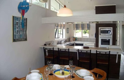 Pauanui House | Hosts on the Coast Vista Verde