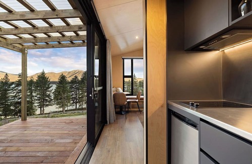 Tekapo RV Rental | The Huts at Lakes Edge
