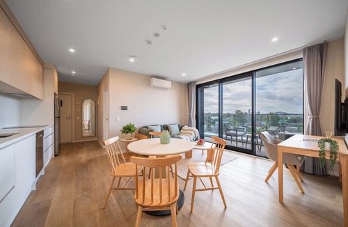 Northcote Apartment | Palm Suites - Auckland