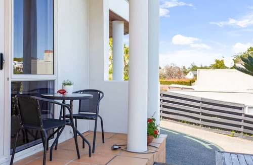 St. Heliers Condo | Wonderful Guest Suite Steps to St Heliers Beach