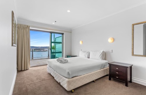 Auckland Central Business District Apartment | QV Stays Luxe Waterfront Haven