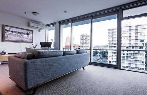 Wellington Apartment | Executive Apartment - Great Location Close to Attractions, Shops & Eateries