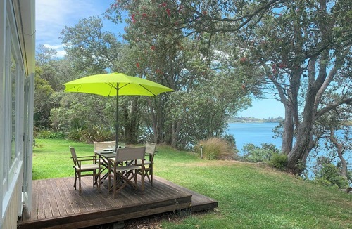 Mangawhai House | NEW! Private beach, your own olive grove – A holiday of a lifetime!