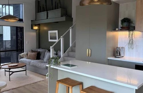 Piha House | The Little Louise's of Piha