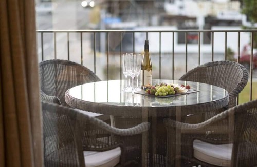 Christchurch City Centre Apartment | Premium City 3bed Apartment with Gated 2 car parks