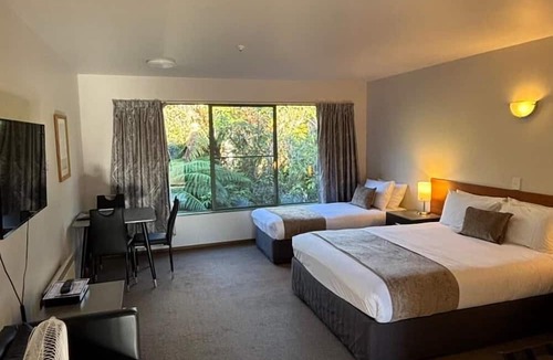 Franz Josef Glacier Apartment | Punga Grove