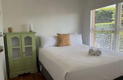 Devonport Apartment | Devonport Comfort by Bespoke Stays